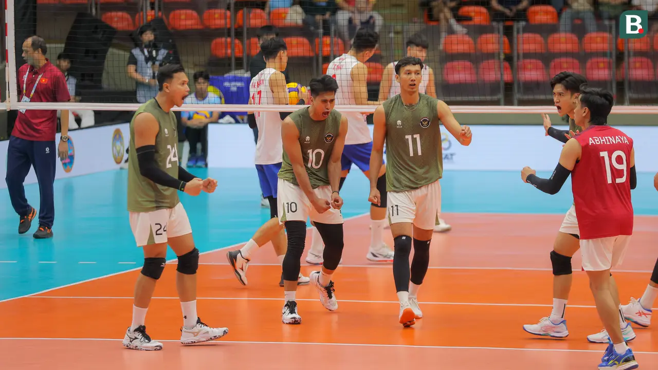Foto: Laga Sengit Timnas Voli Indonesia Melawan Vietnam di SEA Games 2025, Indonesia Menang Comeback 3-2