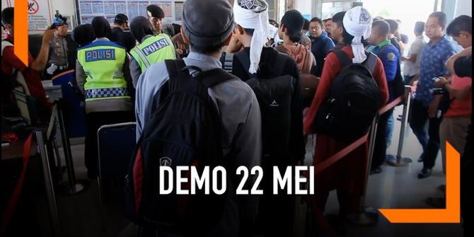 VIDEO: Massa Ormas Islam Purwakarta Bergerak ke Jakarta