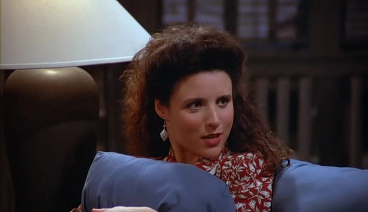 Julia Louis-Dreyfus hamil saat menjalani sitkom 90an berjudul Seinfeld.  (This Was Television)