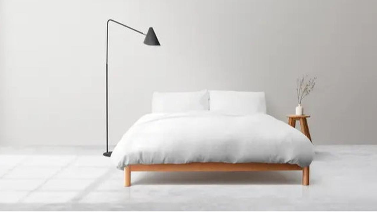 Dipan Kayu Minimalis Modern, Pilihan Elegan untuk Kamar Tidur Anda