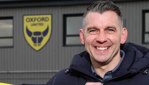 Matt Bloomfield resmi diperkenalkan sebagai pelatih baru Oxford United, Jumat (9/1/2026). (Dok. Oxford United(