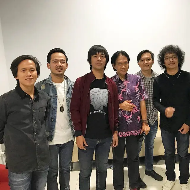 7 Potret Kenangan Bens Leo Sebelum Meninggal, Pengamat Musik yang Murah Senyum