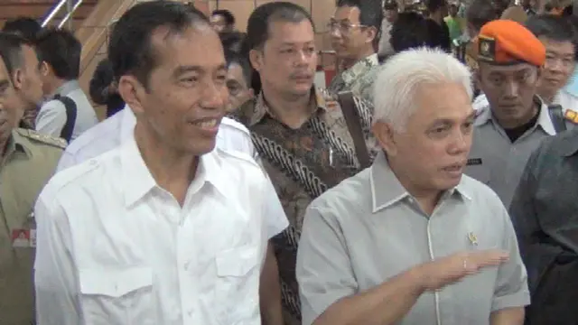 [VIDEO] Hatta Rajasa Ajak Jokowi Naik KRL Hadiri Diskusi di UI