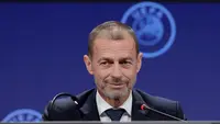 Presiden UEFA, Aleksander Ceferin, berbicara dalam konferensi pers setelah Kongres Biasa UEFA ke-49 yang diselenggarakan di pusat kongres Sava Centar di Beograd pada 3 April 2025. (PREDRAG MILOSAVLJEVIC/AFP)