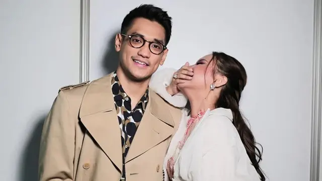 Afgan ucapkan ulang tahun untuk Rossa