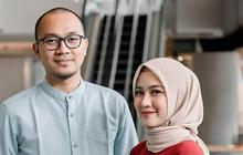 8 Model Baju Muslim Terbaru untuk Gaya Kasual Pria dan Wanita