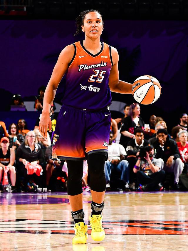 Alyssa Thomas: Leading the Phoenix Mercury to the 2025 WNBA Semifinals with a Triple-Double
