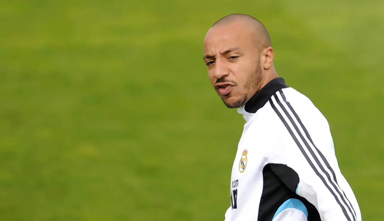 2. Julian Faubert (Real Madrid) – Publik Madrid sempat dikejutkan dengan kedatangan Julian Faubert. Meski Tampil apik saat membela West Ham, pria asal Perancis ini tak berdaya bersaing dengan pemain bintang Los Blancos. (AFP/Pierre Philippe Marcou)
