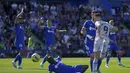 Ketika babak pertama, Getafe yang bermain di hadapan pendukungnya mampu merepotkan pertahanan Barcelona. (AP Photo/Manu Fernandez)