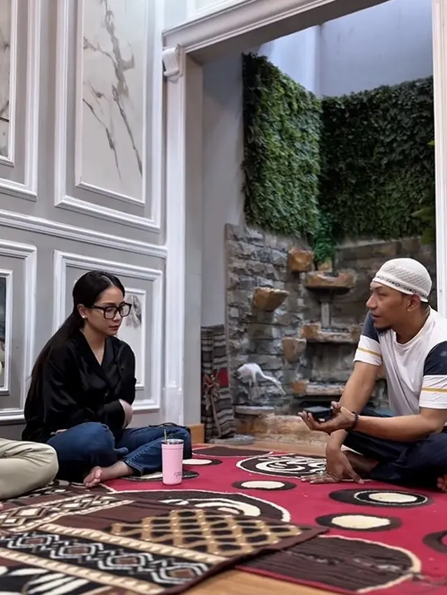 Potret Ruang Tamu Mpok Alpa