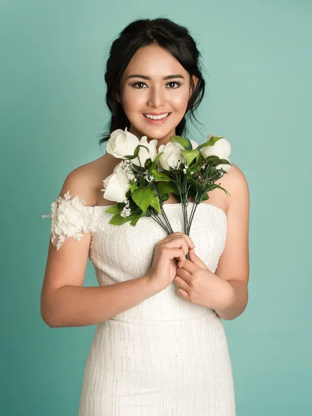 Pesona Cantik Amanda Manopo yang Siap Menikah di Usia 21 Tahun