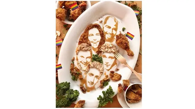 Seniman ini membuat ilustrasi wajah pemain acara televisi di luar negeri dari serpihan ayam goreng dan saus.