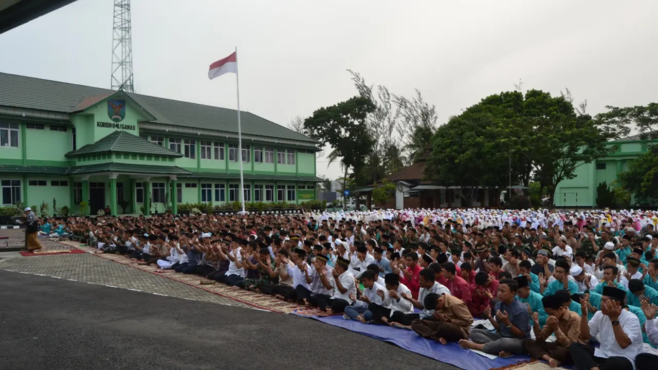 Warga Bengkulu salat minta hujan