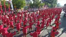 Sebanyak 24.000 peserta meramaikan Joged Bareng Goyang Semarangan memeriahkan HUT ke 472 Kota Semarang di Jalan Pemuda, Semarang, Kamis (2/5/2019). Joged Bareng Tari Semarangan diikuti para ASN pemkot, TNI/Polri hingga pelajar. (Liputan6.com/Gholib)