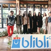 Blibli.com All Access, Kolaborasi Blibli.com dengan 5 desainer lokal di panggung JFW 2019. Sumber foto: PR.