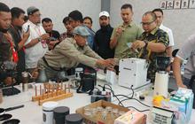Melihat Eks Napi Teroris Mengikuti Pelatihan Barista di Bandung