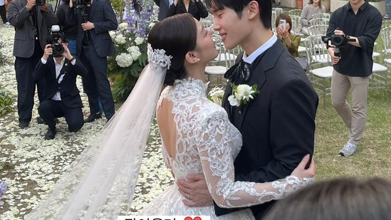 7 Potret Pernikahan Ailee dan Choi Si Hun yang Mengharukan dan Mewah