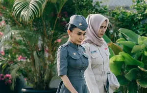 Yuni Shara Upacara 17 Agustus di PAUD Miliknya di Kota Batu, Petugasnya Nggemesin