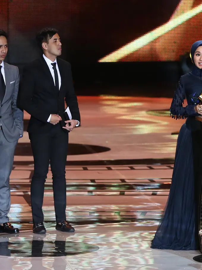 [Bintang] Laudya Cynthia Bella