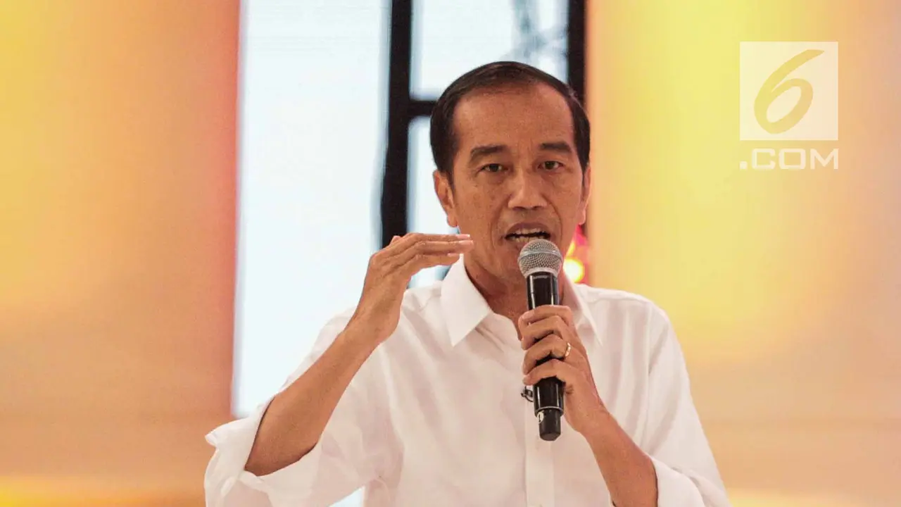 Gaya Jokowi dan Prabowo Saat Debat Kedua Capres