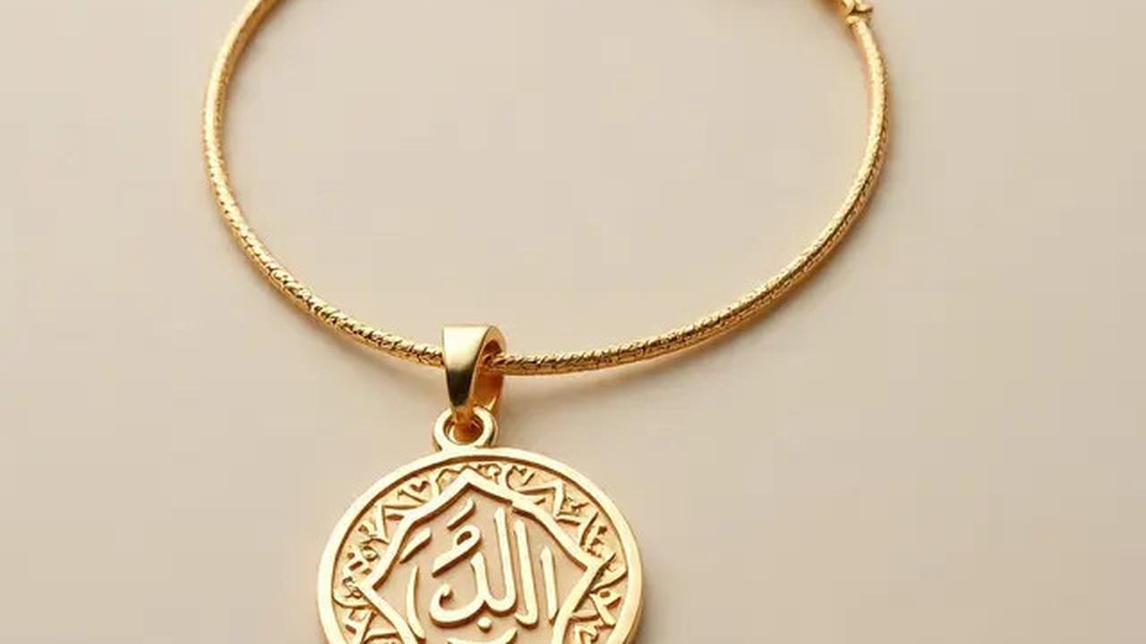 10 Inspirasi Model Gelang Emas Islami yang Cocok untuk Acara Formal hingga Sehari-Hari