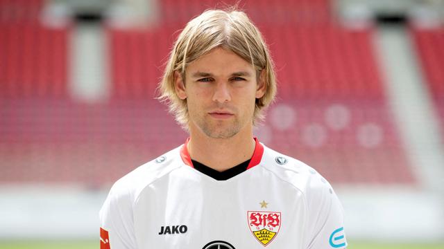 Foto: 4 Bek yang Bisa Jadi Solusi Rapuhnya Sektor Kiri Pertahanan Manchester United