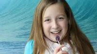 Kata siapa anak-anak tida bisa berwirausaha? Alina Morse, penemu permen anti kerusakan gigi ini masih berusia 9 tahun.