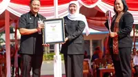 Jatim menerima penghargaan peserta MURI terbanyak 2023. (Istimewa)
