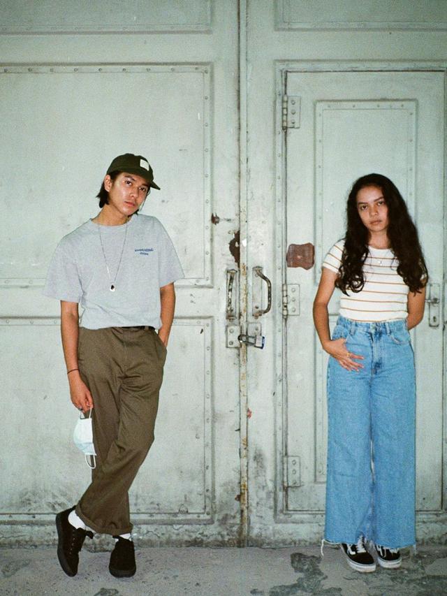 6 Potret Gaya Rambut Gondrong Iqbaal Ramadhan, Selalu Curi Perhatian