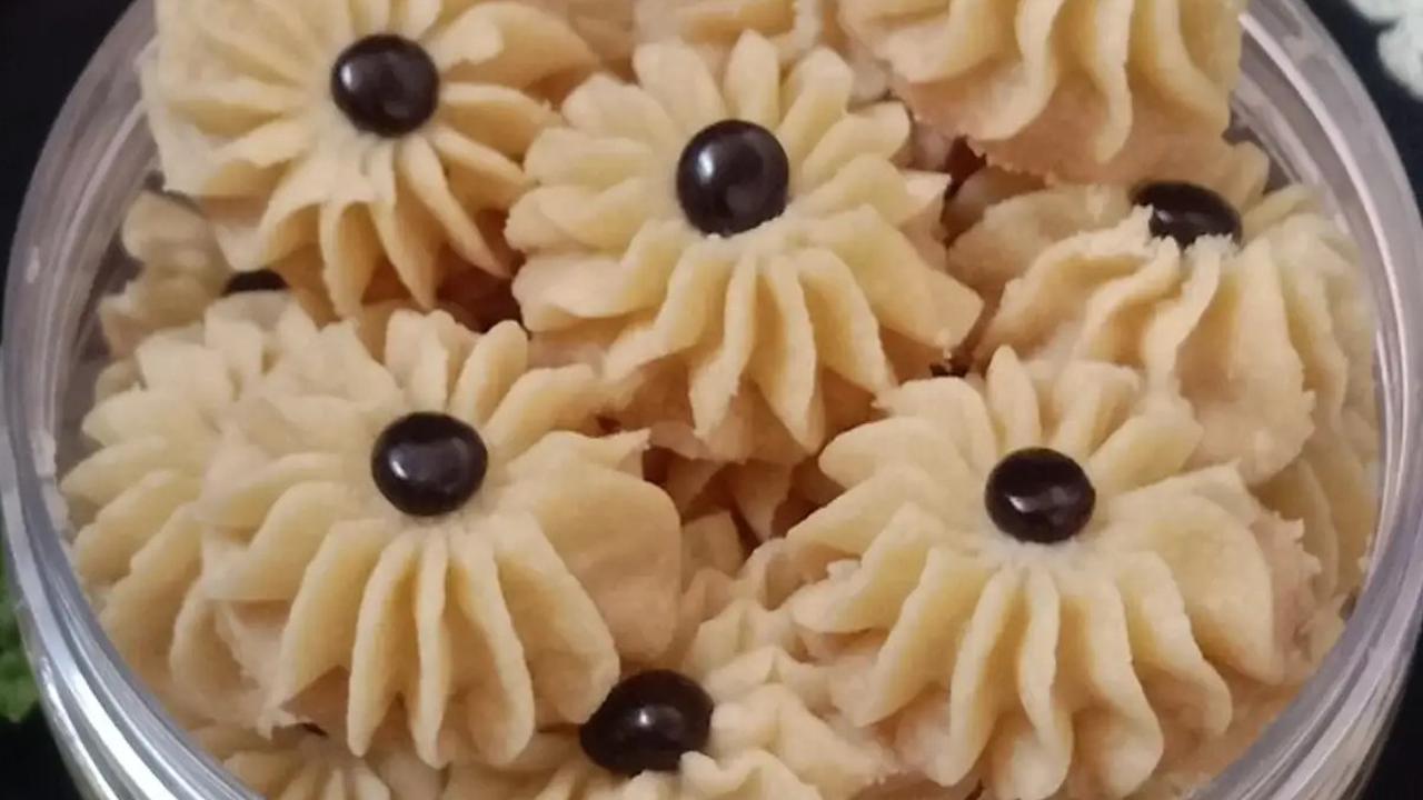 Cara Membuat Kue Semprit dengan 3 Bahan Tanpa Telur, Praktis untuk Lebaran