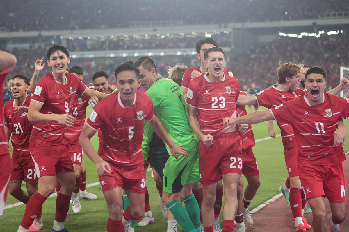 Timnas Indonesia Angkat Trofi FIFA ASEAN Cup 2026 di GBK