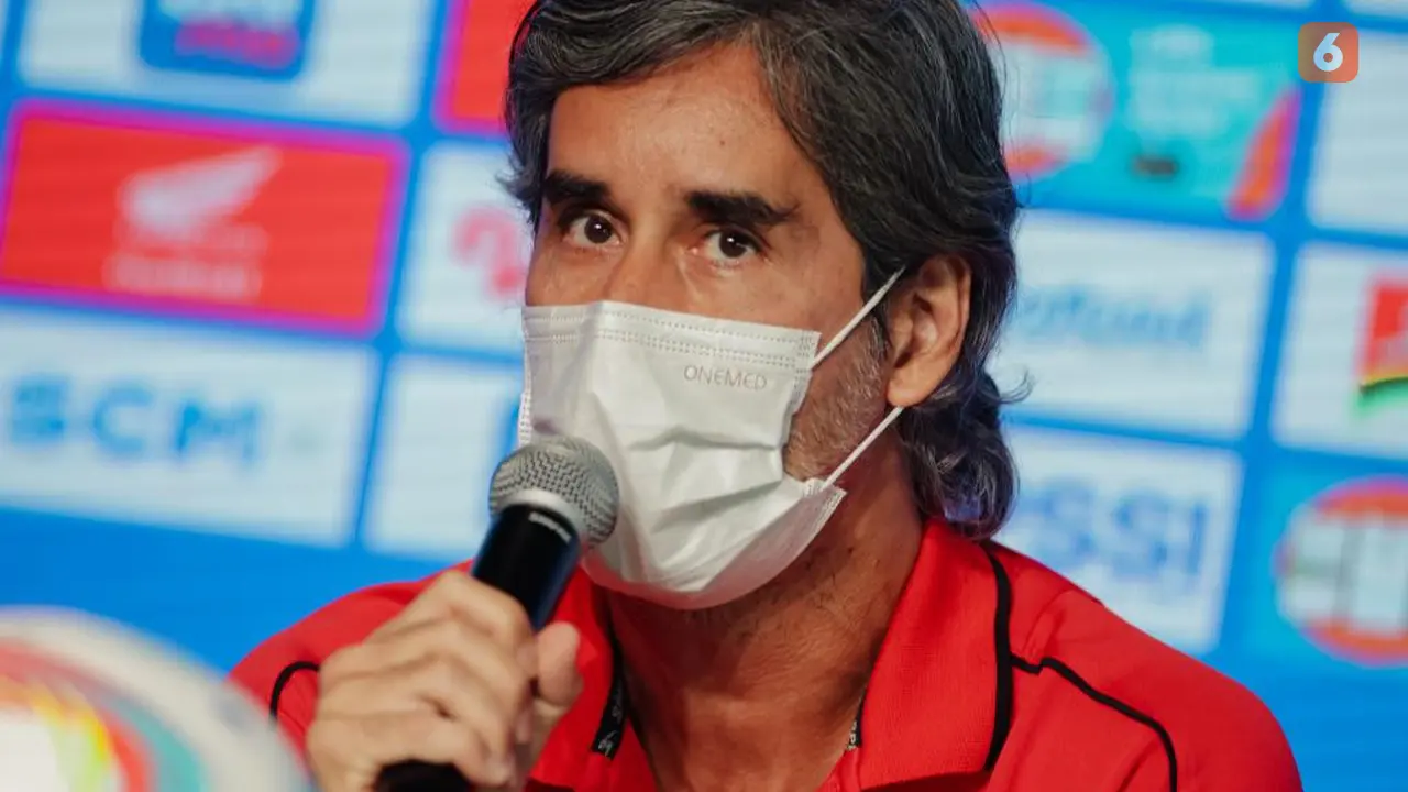 Stefano Cuggura Jelang Lawan Barito Putera