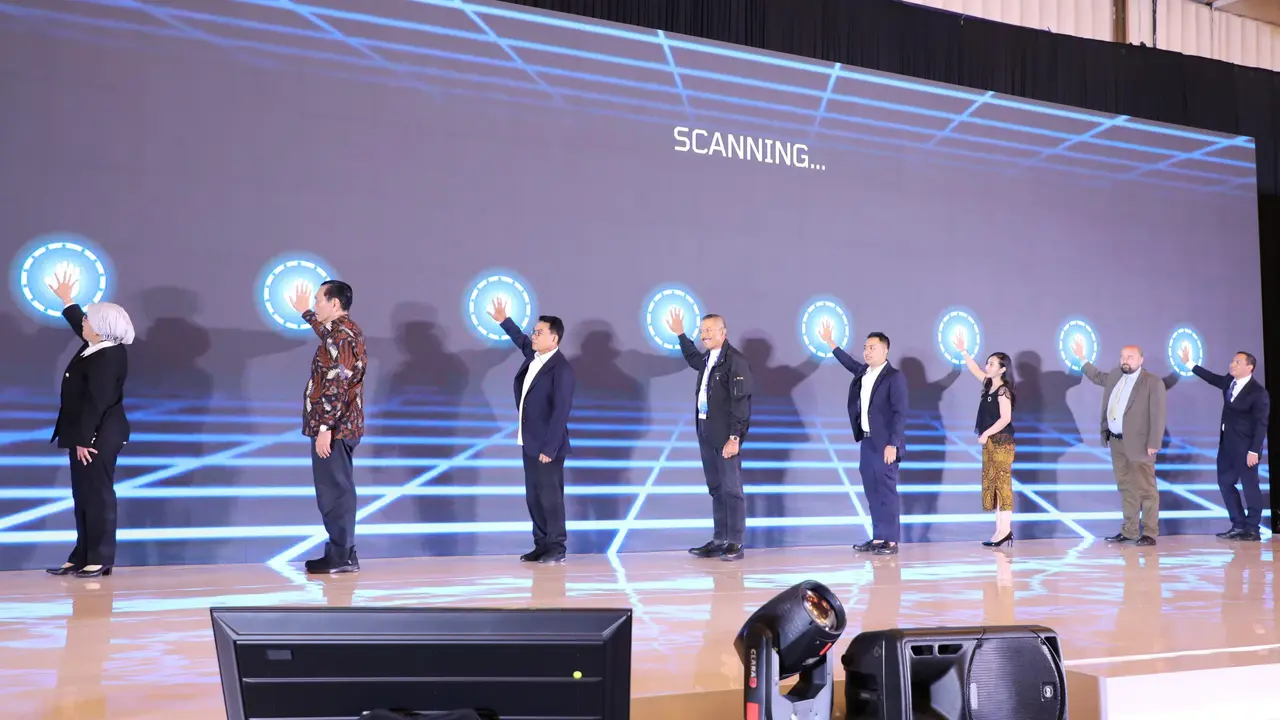 Menteri Koordinator Bidang Kemaritiman dan Investasi Luhut Binsar Pandjaitan menghadiri International Battery Summit 2024, Senin (29/7/2024). (Foto: Kemenkomarves)