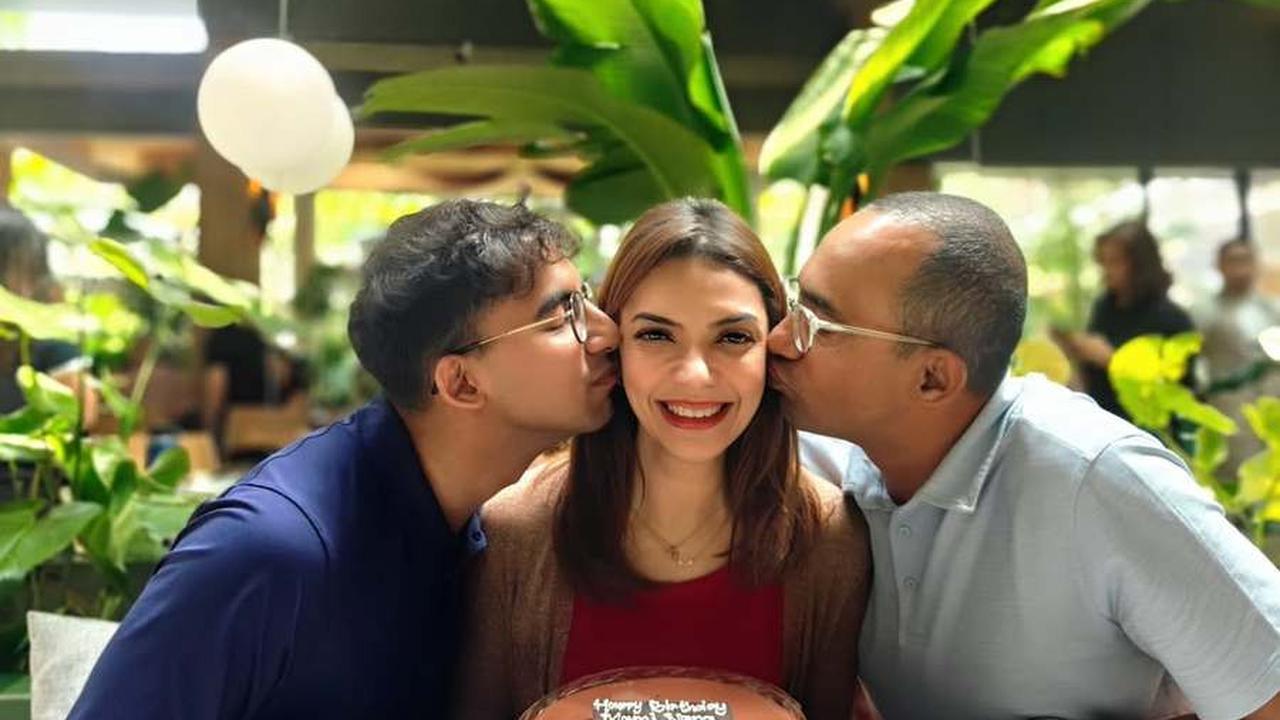 Ibrahim Sjarief Assegaf Suami Najwa Shihab Meninggal Dunia, Ini 7 Potretnya saat Bersama Istri dan Anak Semata Wayang