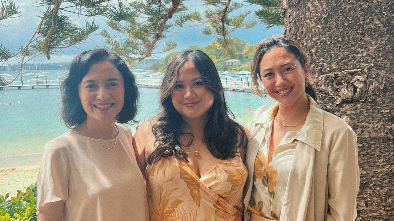Potret Kebersamaan Sherina dan Virania Munaf yang Sering Dibilang Bak Saudara Kembar