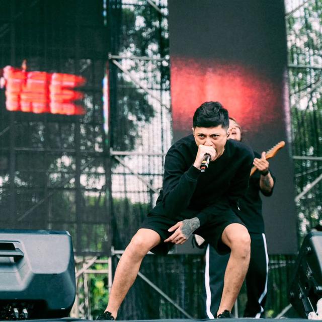Bimo Picky Picks Pamer Momen Keren Saat Manggung, Caption Haru Panen Pujian