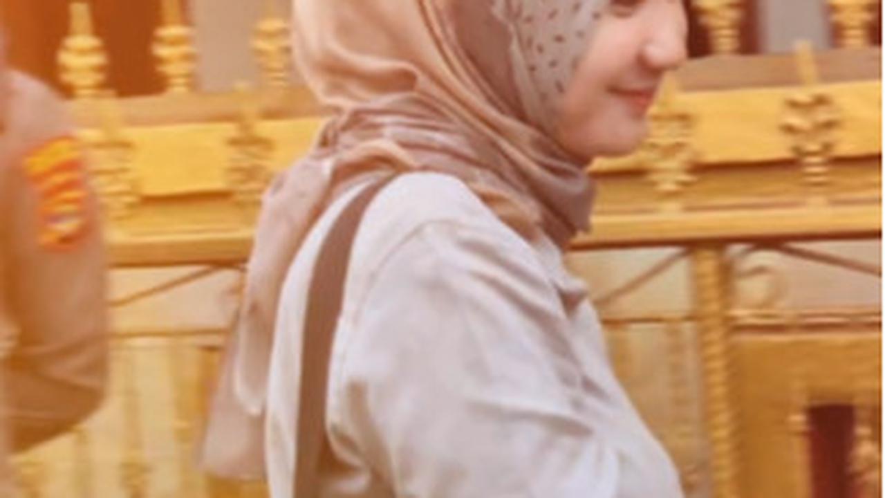 Ajudan Cantik