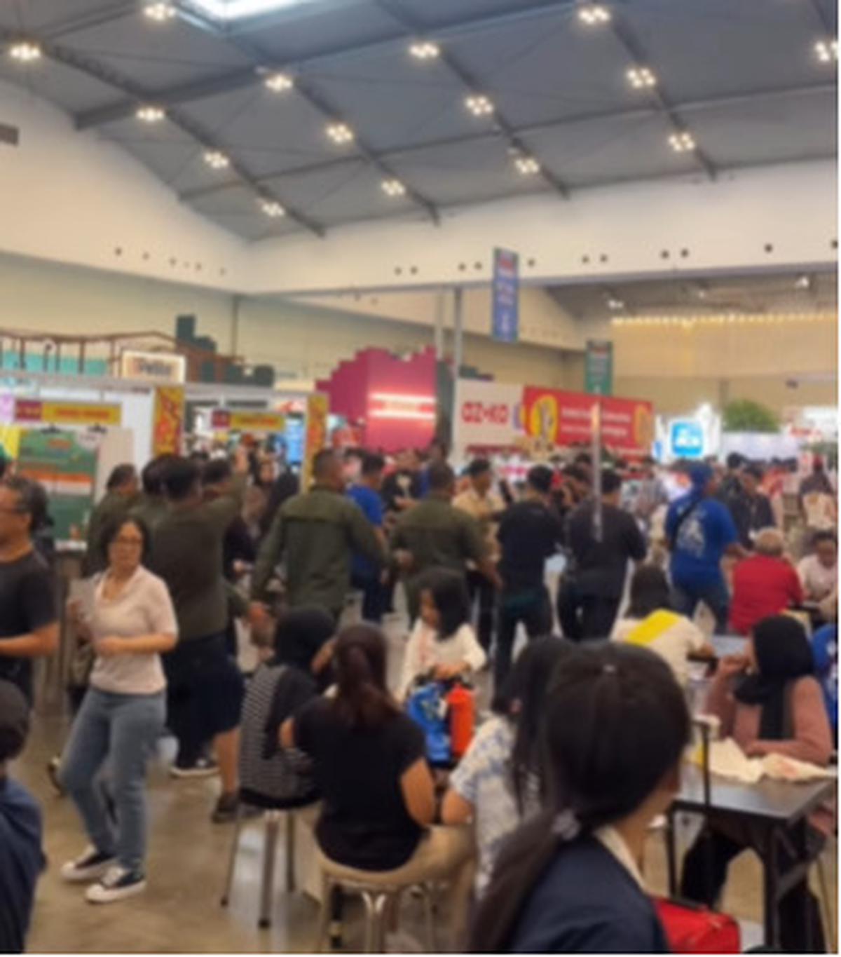 Enggak Kalah sama Pejabat, Bobby Kartanegara Punya Banyak Bodyguard buat Jaga dari Para Fans
