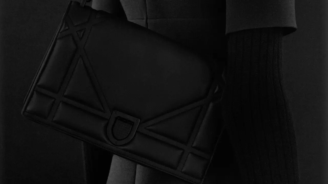 Tampil Lebih Modern, Ini Penampilan Terbaru 3 Tas Ikonis Dior