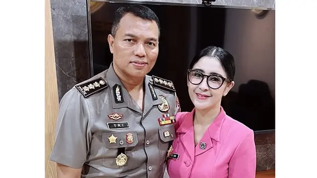 Uut Permatasari Ceritakan Awal Mula Perkenalan dengan Sang Suami. (YouTube/Melaney Ricardo)