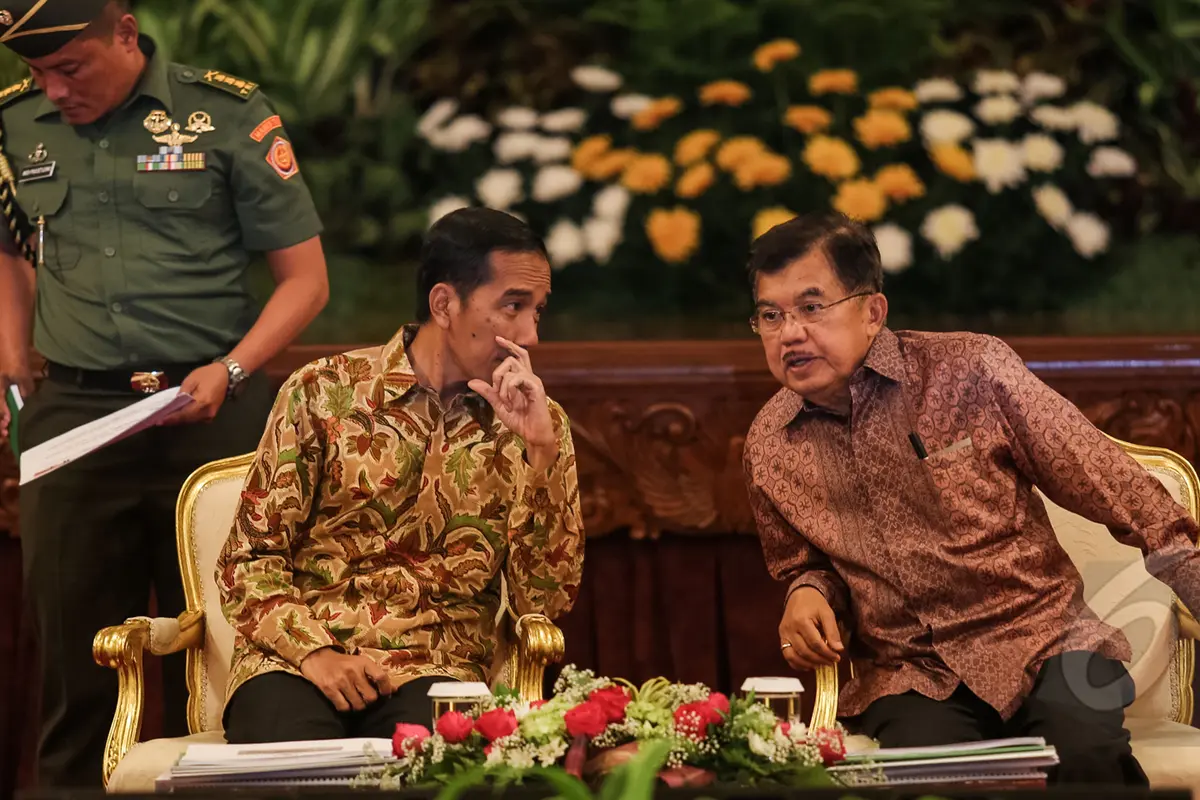 Presiden Jokowi Pimpin  Sidang Kabinet Paripurna di Istana Negara