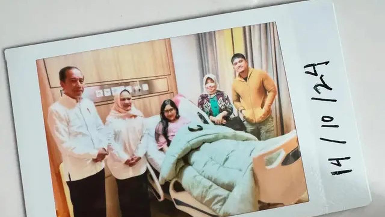 Erina Gudono Akhirnya Unggah Foto Keluarga Pertamanya Bersama Kaesang Pangarep dan Bebingah