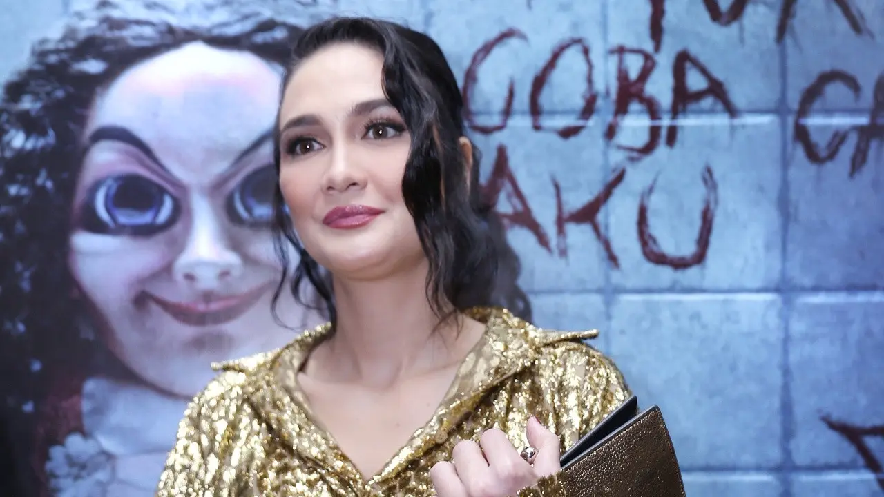 [Bintang] Luna Maya