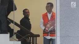 Bupati Kudus Muhammad Tamzil akan menjalani pemeriksaan olanjutan di Gedung KPK, Jakarta, Selasa (3/9/2019). Muhammad Tamzil diperiksa sebagai tersangka terkait kasus suap pengisian jabatan perangkat daerah Kabupaten Kudus tahun 2019. (merdeka.com/Dwi Narwoko)