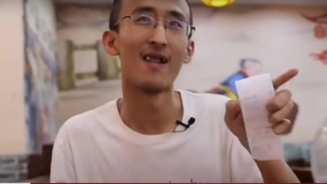Pria di China yang pernah menjadi mahasiswa di usia 10 tahun kini justru memilih jadi pengangguran. (Tangkapan layar Youtube ChinaTruths)