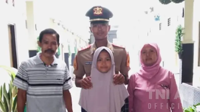Inspiratif, Perjuangan Anak Tukang Cukur Lulus Taruna Akmil TNI AD