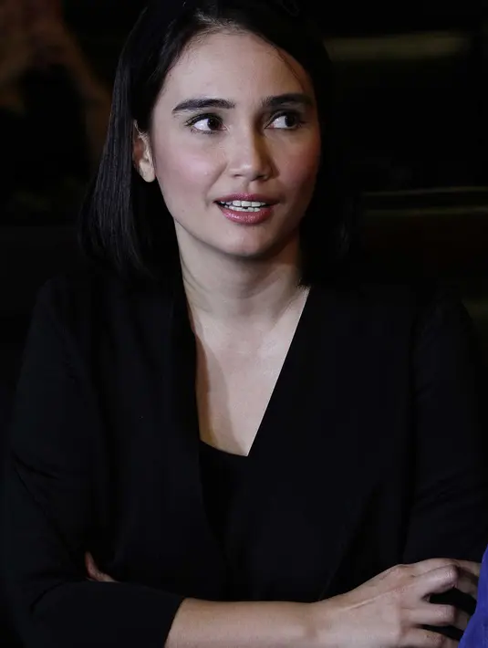 'Villatell untuk investasi menguntungkan, kayaknya aku suka yang gak terlalu besar, lucu, dan suka yang simple," ujar Feby Febiola. (Deki Prayoga/Bintang.com)