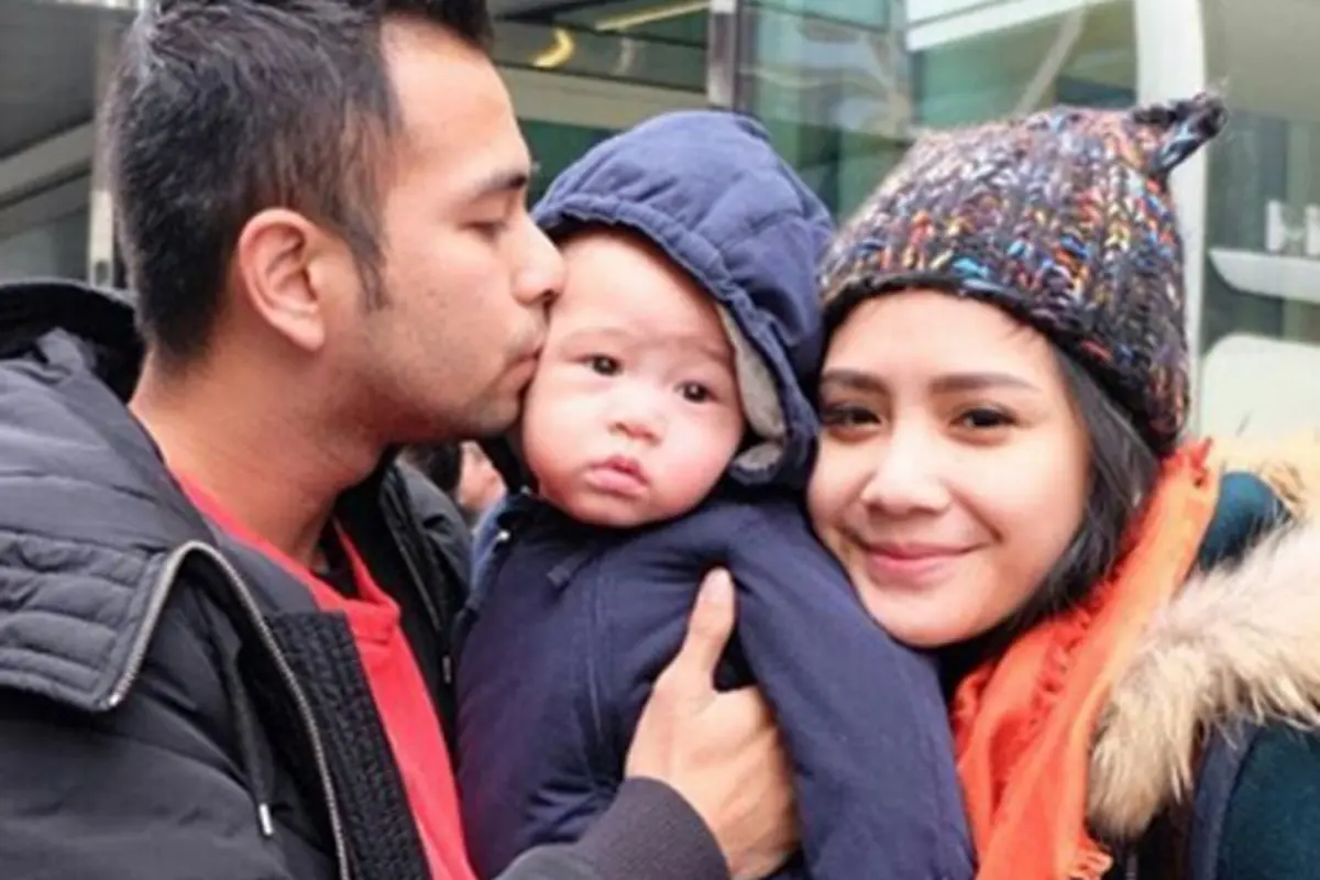 [Bintang] Tingkah Menggemaskan Rafathar Malik Ahmad Putra Pertama Raffi-Nagita