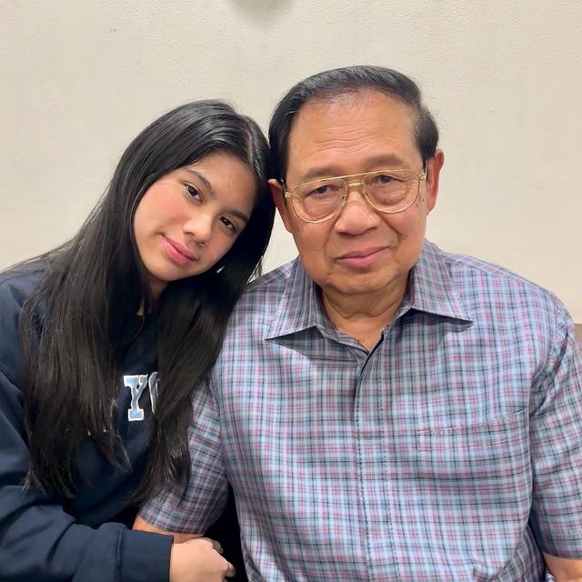Foto-foto Kebersamaan SBY Bareng Almira, Masih Bayi Sampai Kini Beranjak Remaja