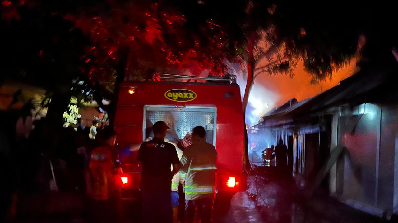 Delapan Bangunan di Buleleng Ludes Terbakar